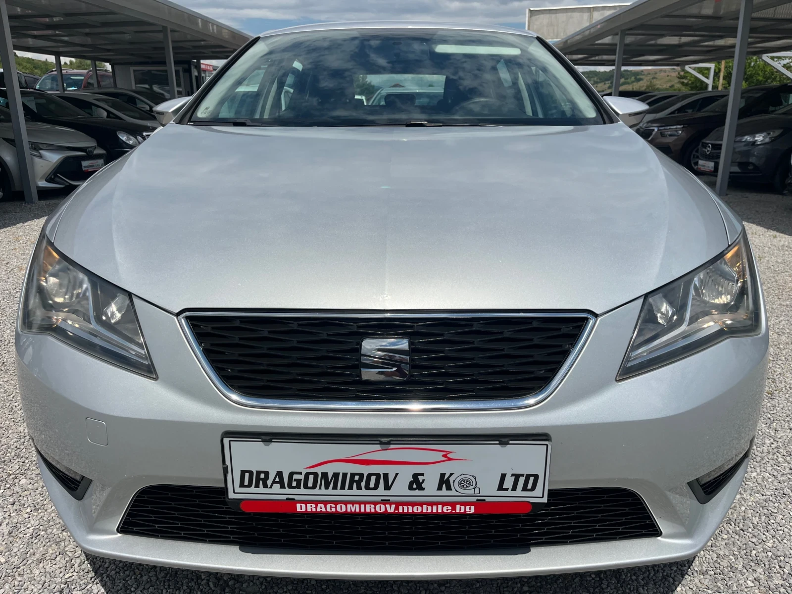 Seat Leon 1.6TDI Style, снимка 2 - Автомобили и джипове - 54959408
