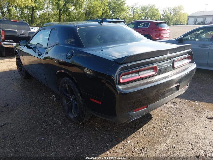 Dodge Challenger R/T PLUS 5.7 HEMI, снимка 4 - Автомобили и джипове - 55076758