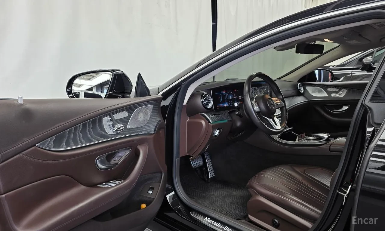 Mercedes-Benz CLS 450 4MATIC / AMG PKG / BURMESTER / ОБДУХ / 360 / HUD, снимка 6 - Автомобили и джипове - 55139005