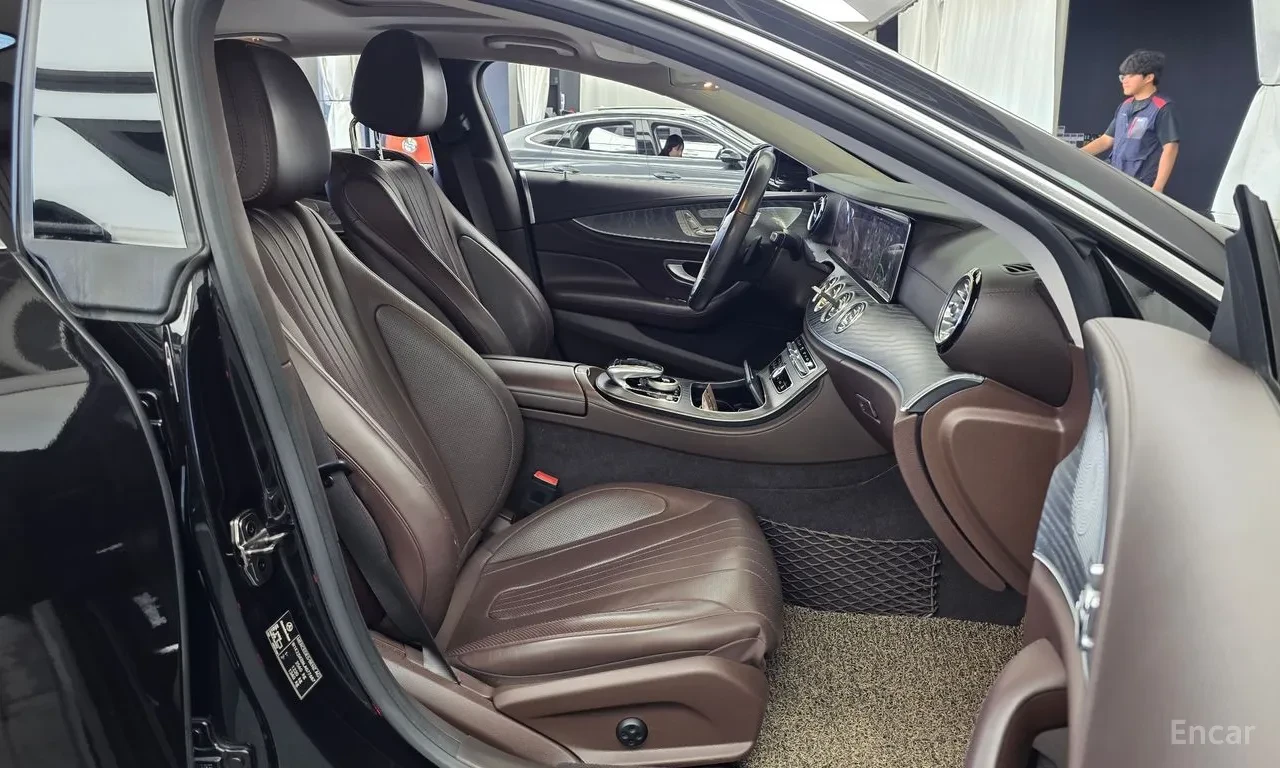 Mercedes-Benz CLS 450 4MATIC / AMG PKG / BURMESTER / ОБДУХ / 360 / HUD, снимка 14 - Автомобили и джипове - 55139005