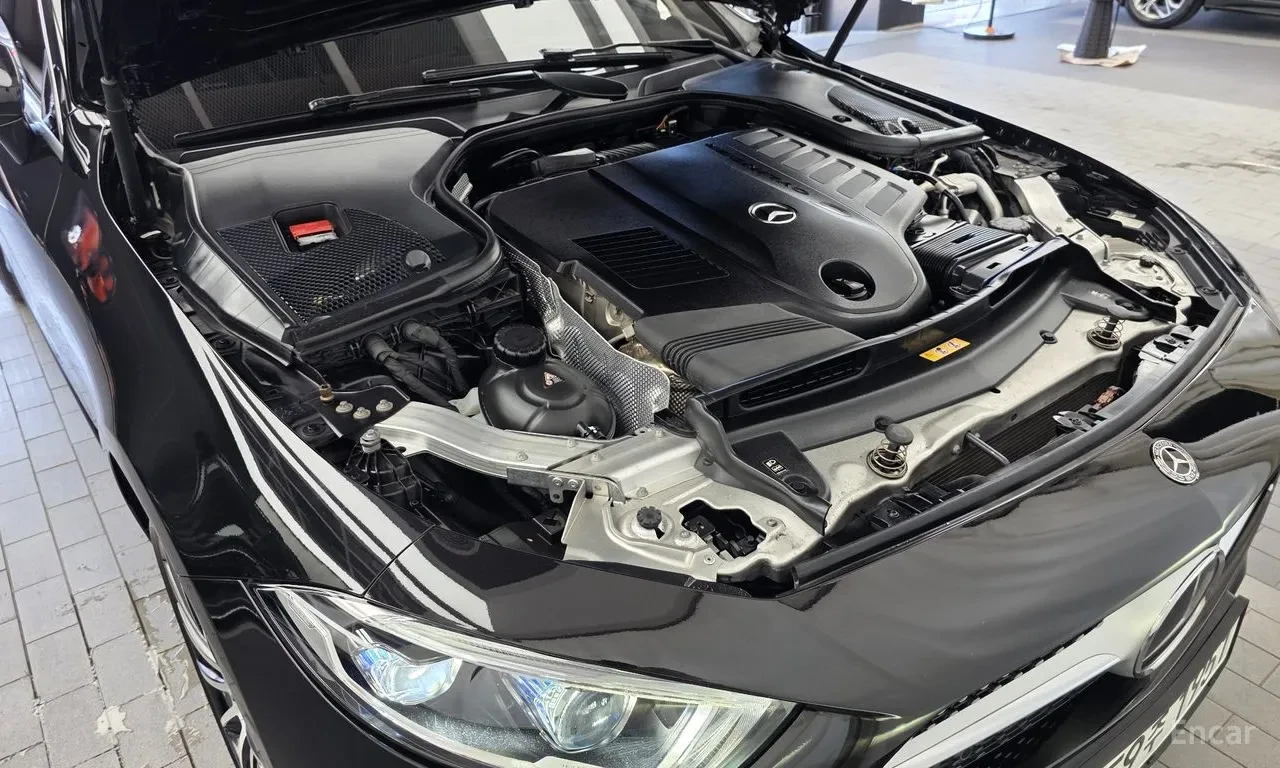 Mercedes-Benz CLS 450 4MATIC / AMG PKG / BURMESTER / ОБДУХ / 360 / HUD, снимка 5 - Автомобили и джипове - 55139005
