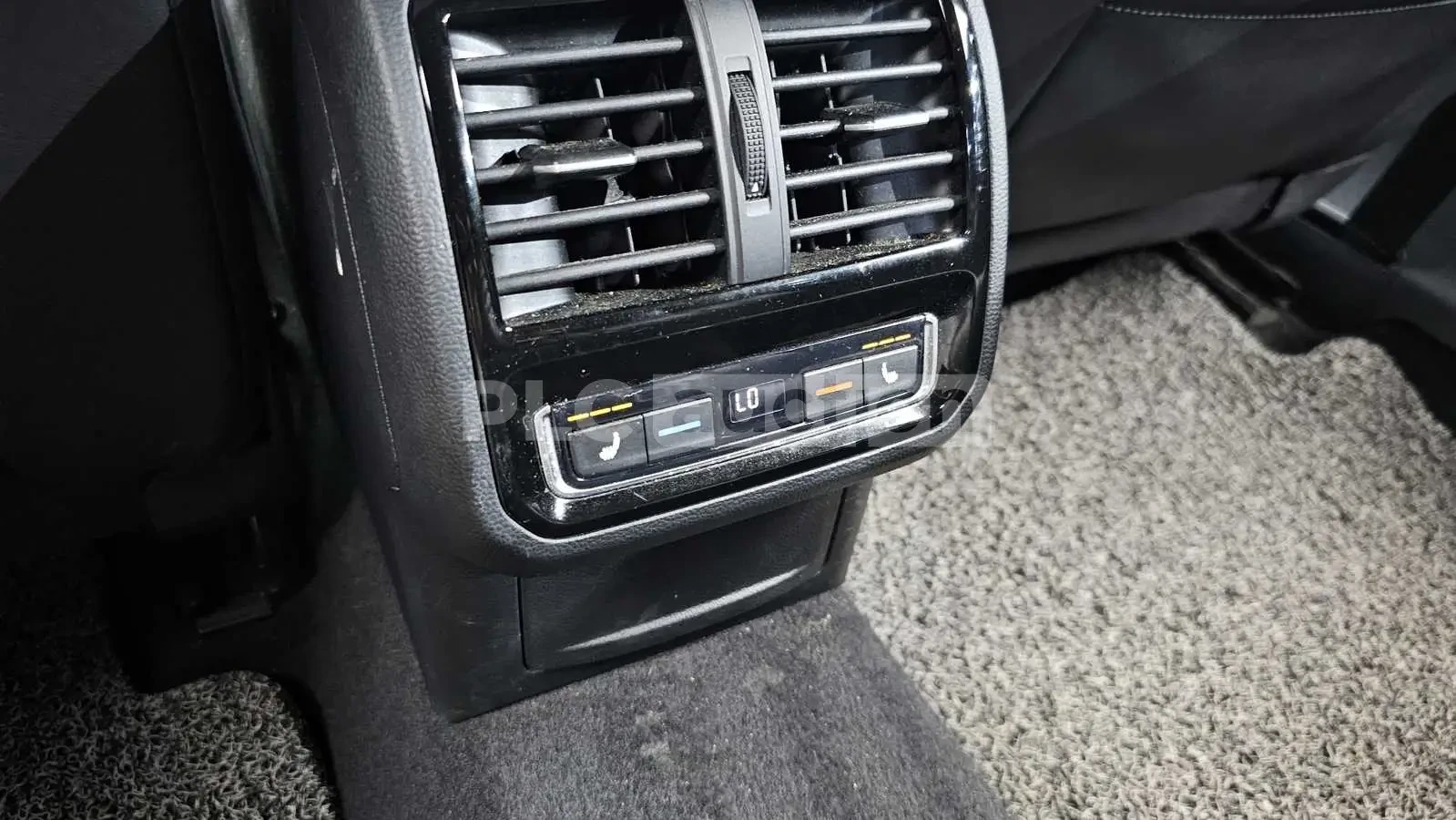 VW Arteon 2.0TDI PRESTIGE HEAD UP/PANORAMA/360CAM, снимка 14 - Автомобили и джипове - 55222599