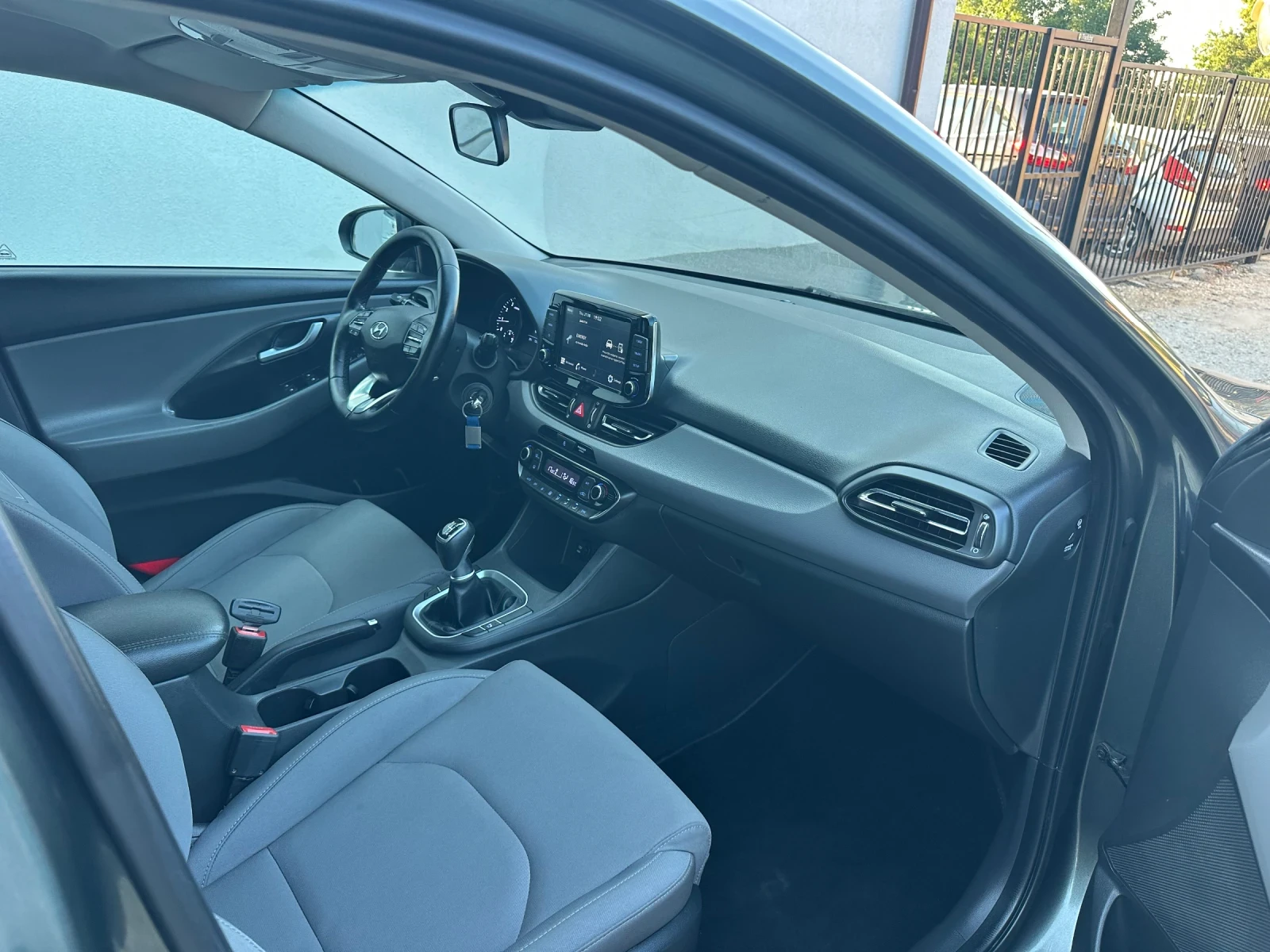 Hyundai I30 1.5-������-110�.� | Mobile.bg � ����������� 11