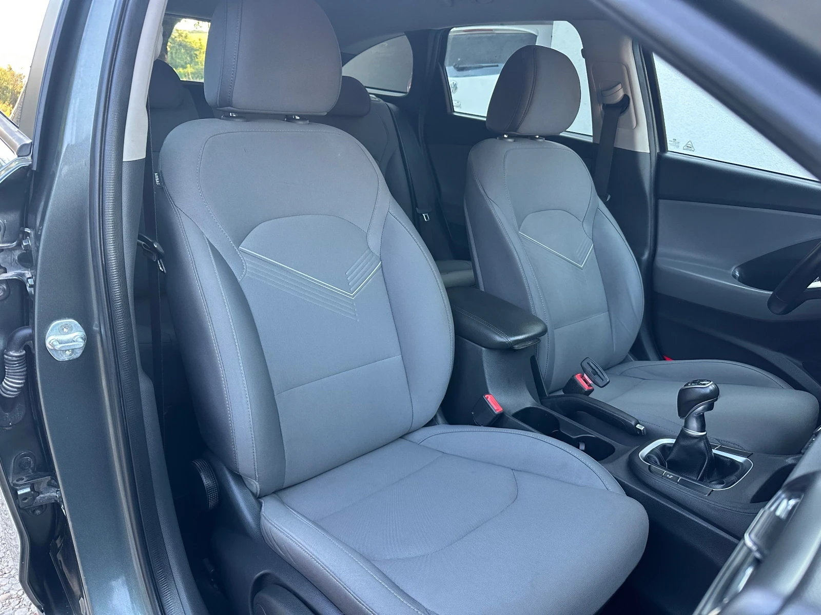 Hyundai I30 1.5-������-110�.� | Mobile.bg � ����������� 12