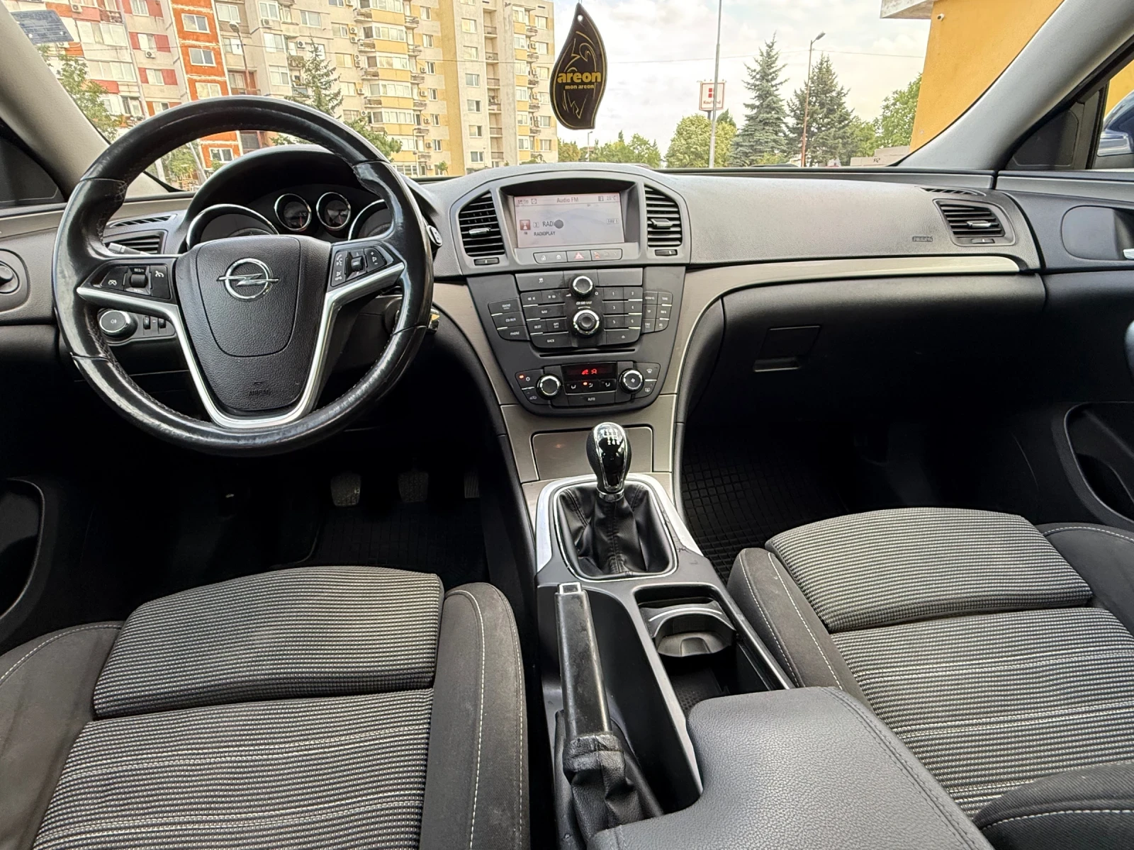 Opel Insignia 2.0 dizel, снимка 13 - Автомобили и джипове - 55930015