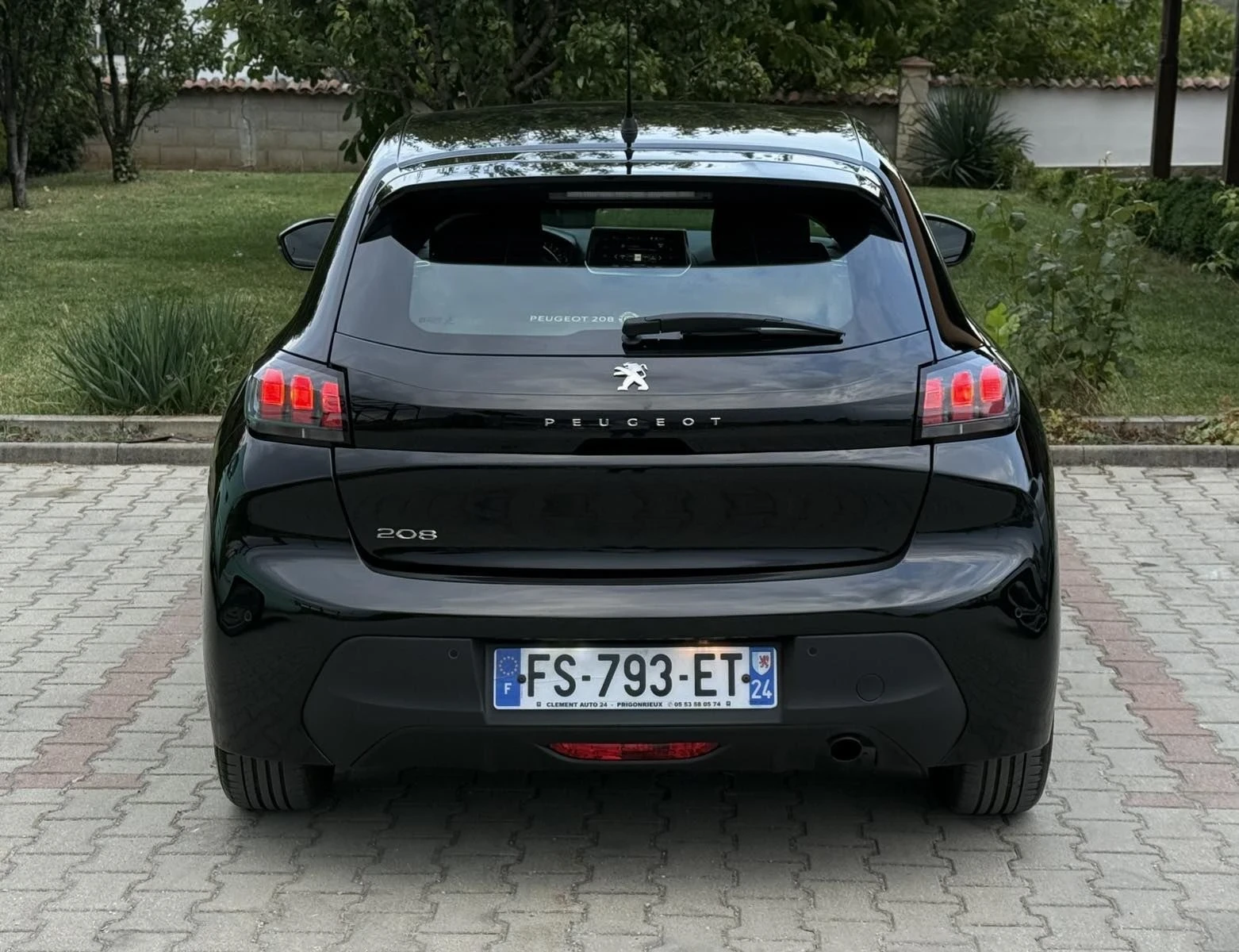 Peugeot 208 1.5 bluehdi 102k.c , снимка 5 - Автомобили и джипове - 56055027
