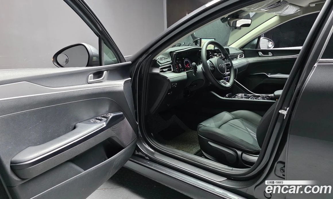 Kia K5 2.0 LPI(Renter car) Strandard, снимка 13 - Автомобили и джипове - 56185720