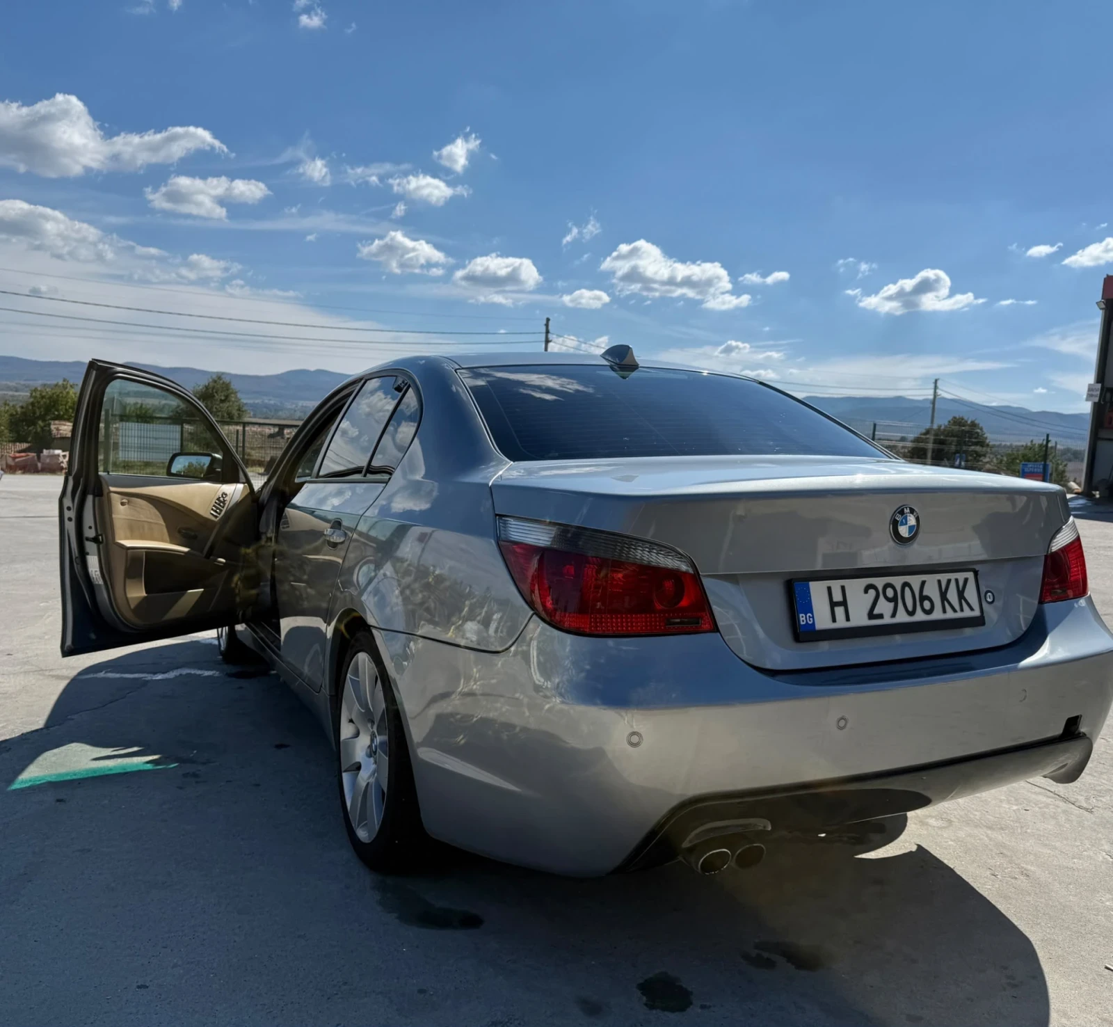 BMW 530, снимка 2 - Автомобили и джипове - 56248366