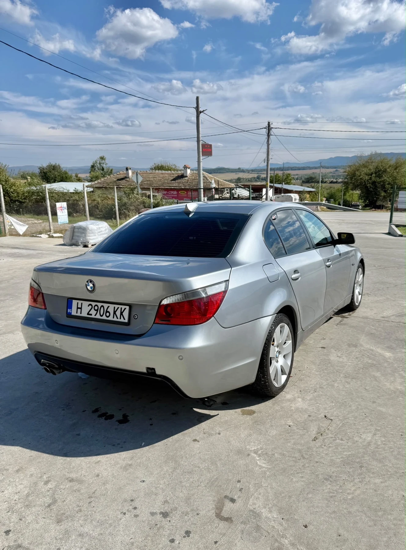 BMW 530