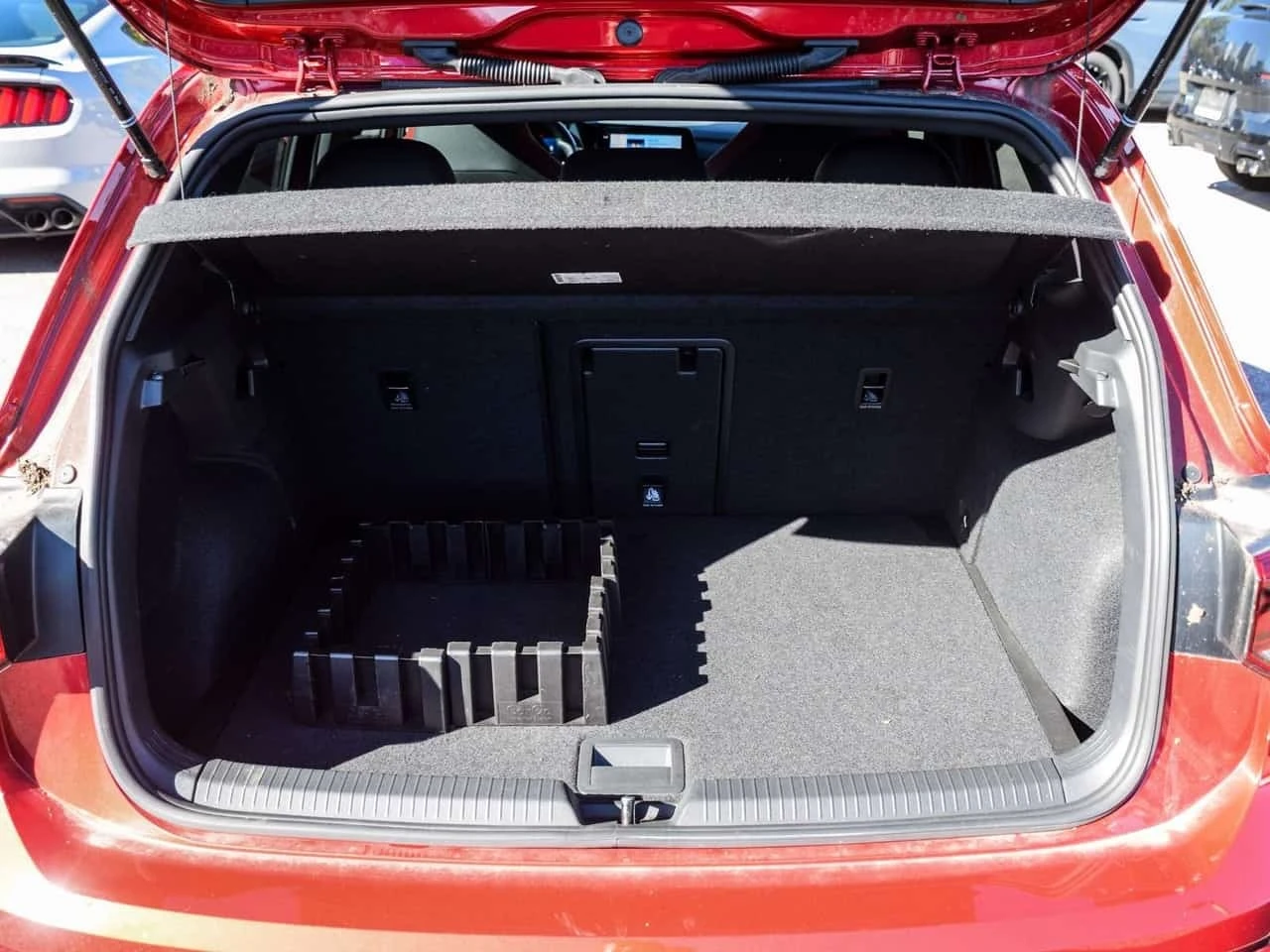 VW Golf * 2.0 Performance | Low KMS! | Recent Trade | DSG , снимка 10 - Автомобили и джипове - 56584705