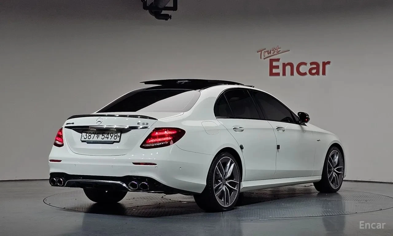 Mercedes-Benz E 53 AMG * E53 4MATIC+ * , снимка 2 - Автомобили и джипове - 56628185