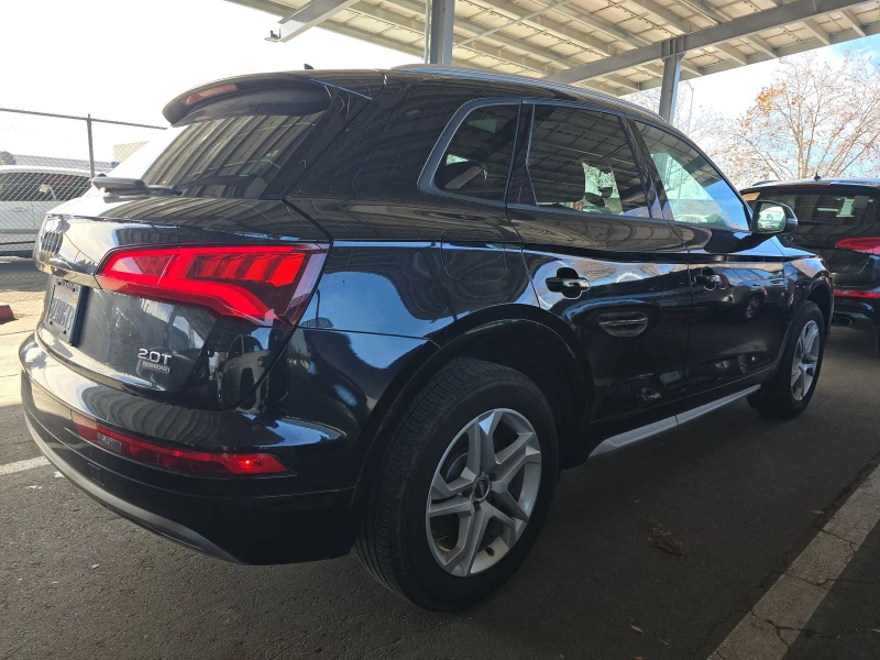 Audi Q5, снимка 5 - Автомобили и джипове - 48402324