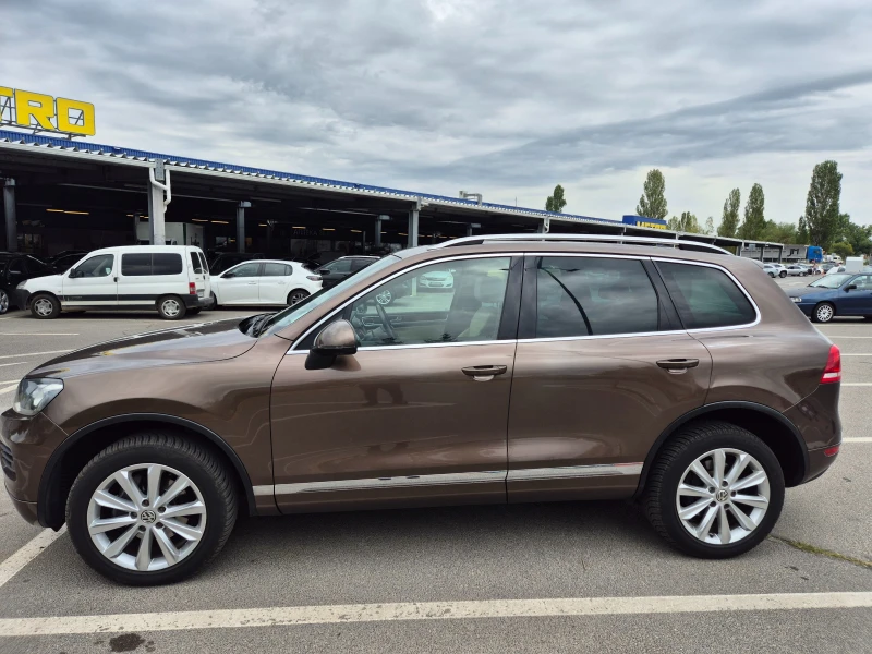 VW Touareg MAX FULL! НОВИ ВЕРИГИ! EXCLUSIVE! 245к.с., снимка 2 - Автомобили и джипове - 51688671