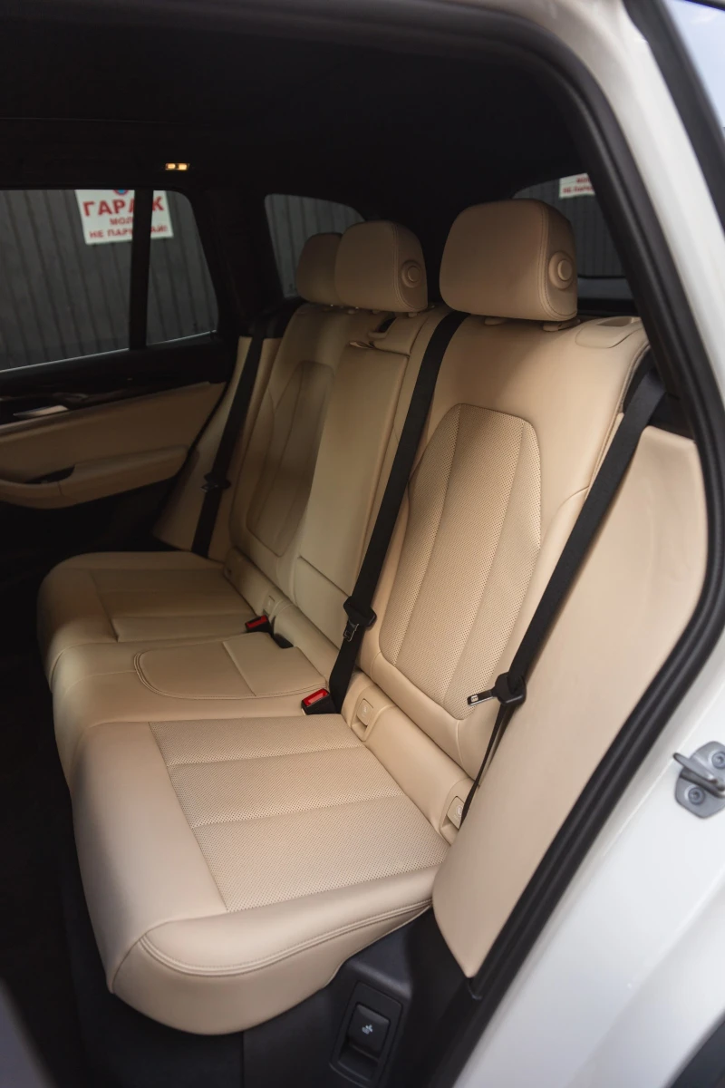 BMW X3, снимка 11 - Автомобили и джипове - 52339063