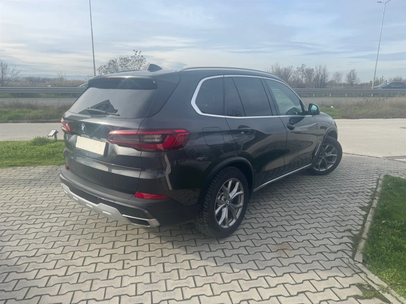 BMW X5 xDrive30d, снимка 2 - Автомобили и джипове - 52928649