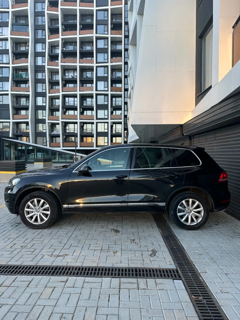 VW Touareg 4.2 TDI, снимка 3 - Автомобили и джипове - 52947244