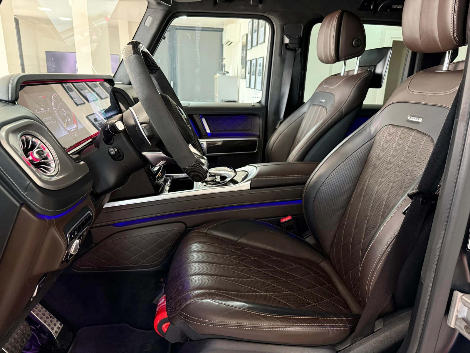 Mercedes-Benz G 63 AMG Exclusive MAGNO 3D-Burmester 360 Soft-close 3xTV - изображение 9