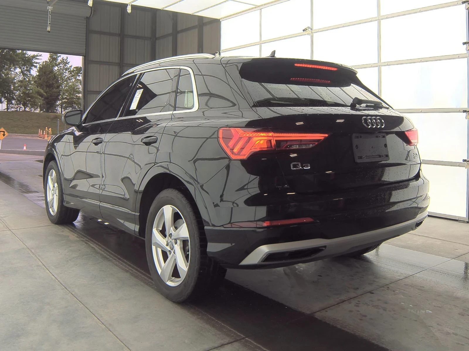 Audi Q3  - изображение 6