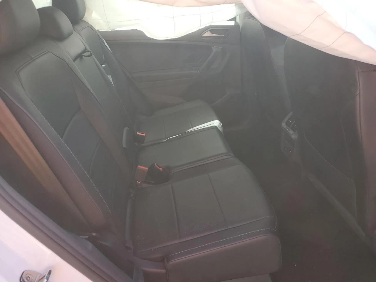 VW Tiguan SE Кожа* Подгрев* 4х4 Крайна цена! - изображение 10