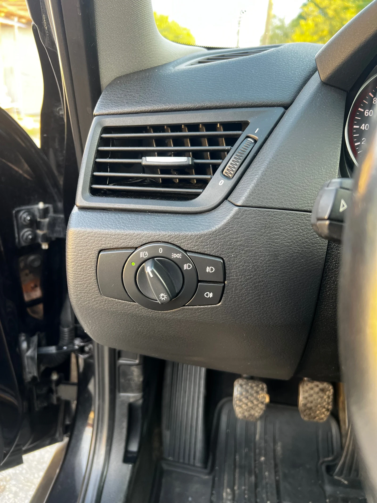 BMW X1 2.0d177hp | Mobile.bg   11