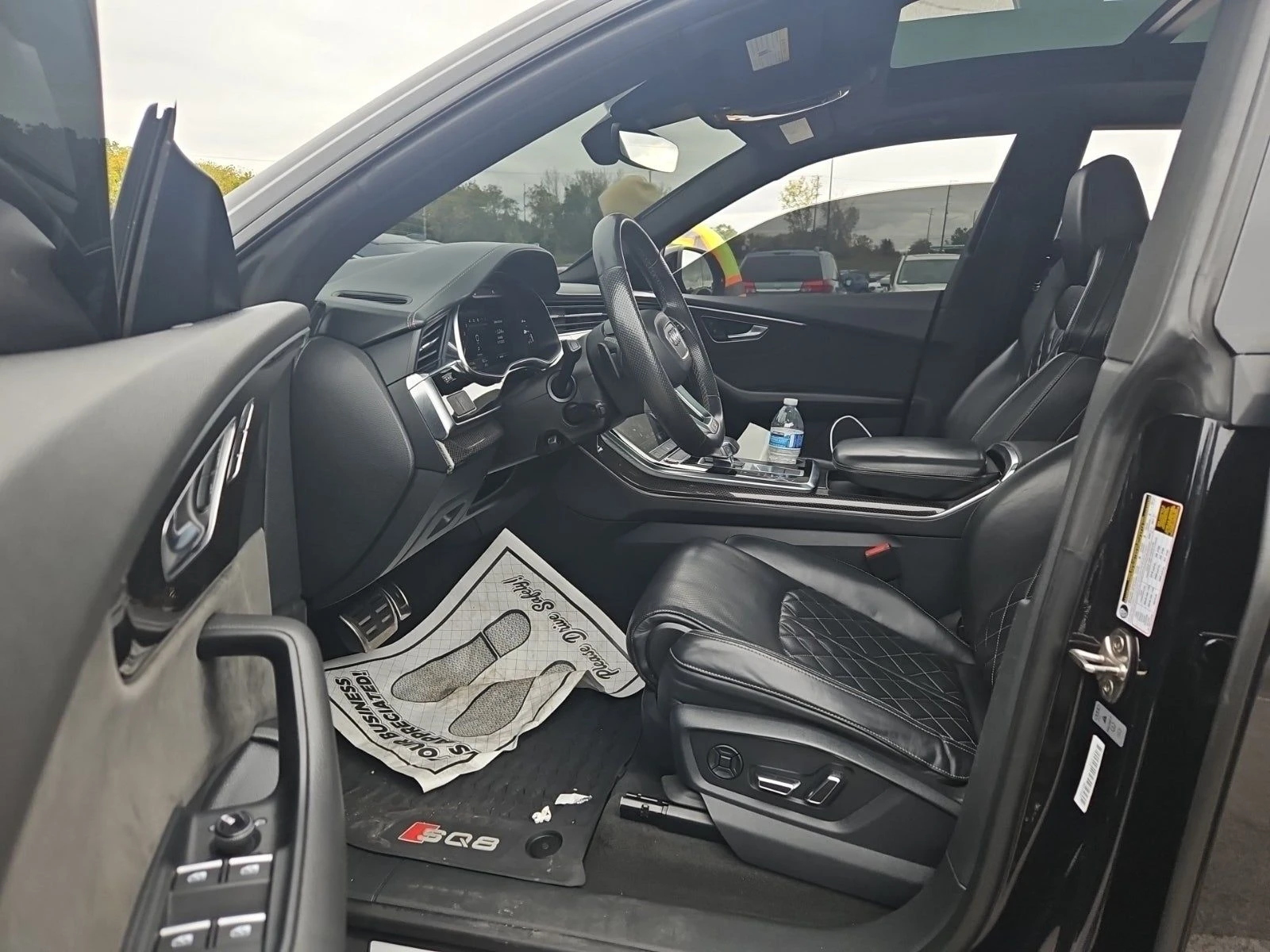 Audi SQ8 PREMIUM PLUS DISTRONIC/ОБДУХВАНЕ/FULL - изображение 7