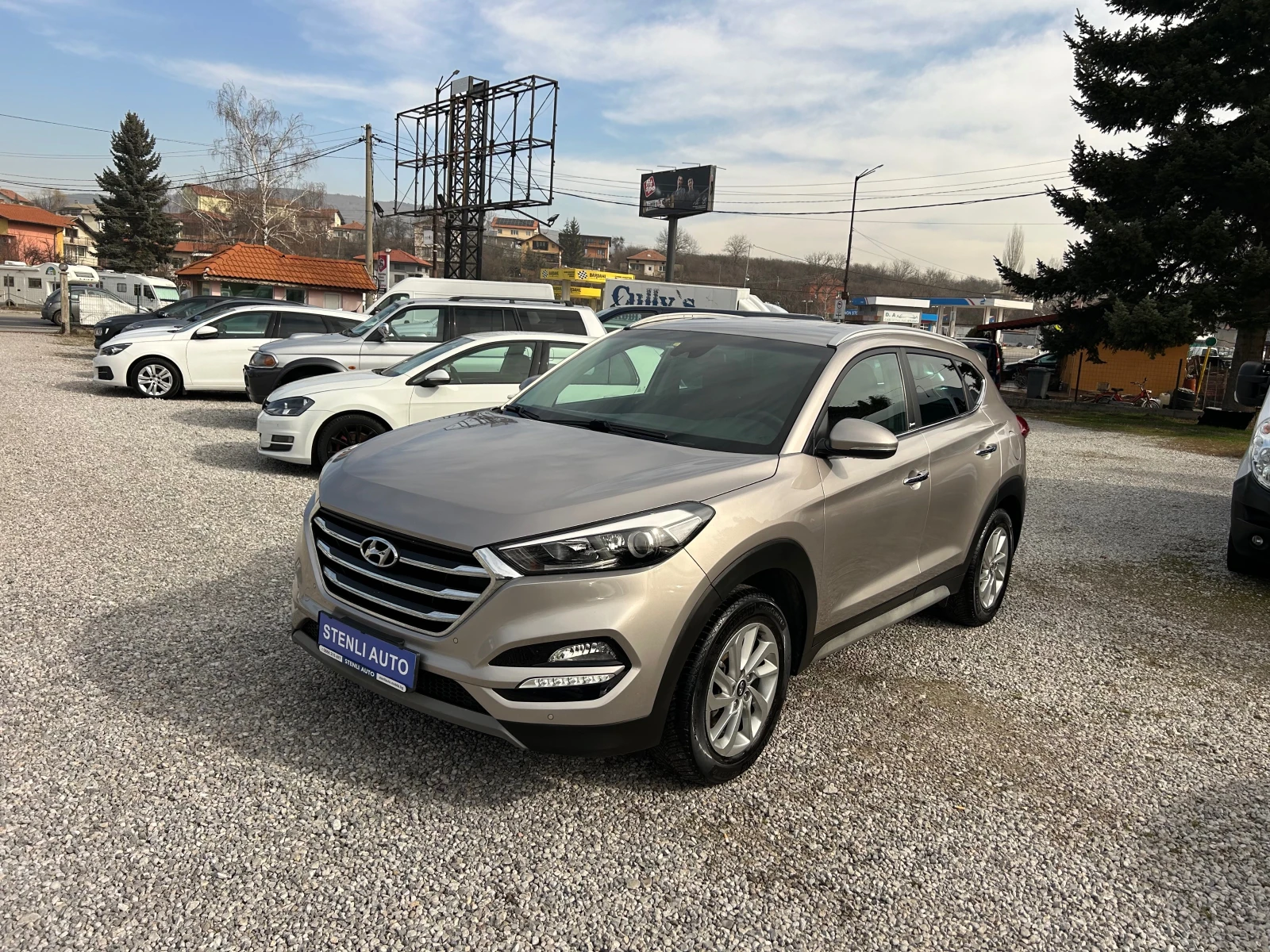 Hyundai Tucson 1.7CRDI EURO6B Xpossibie - изображение 3
