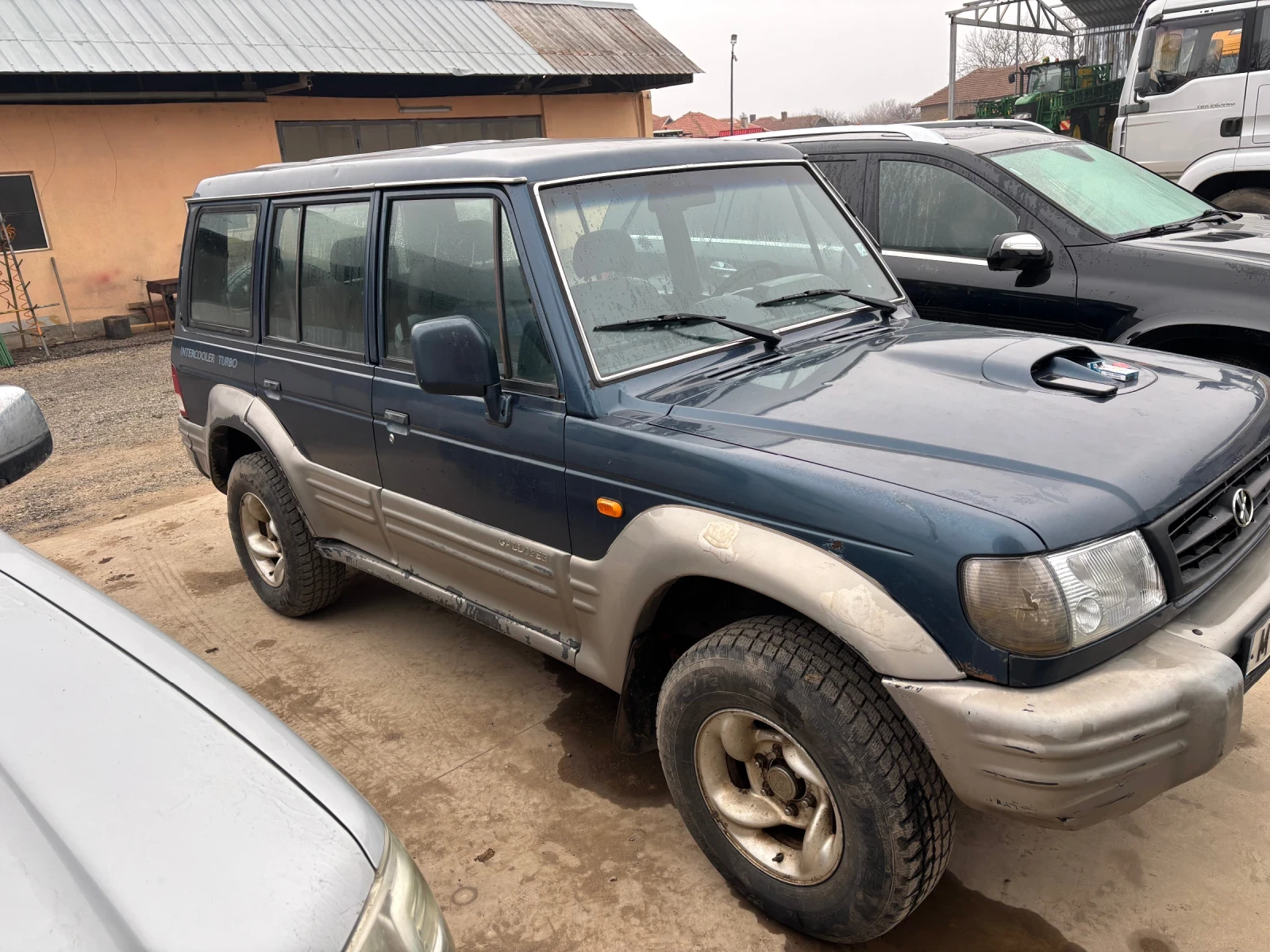 Hyundai Galloper, снимка 2 - Автомобили и джипове - 53895679