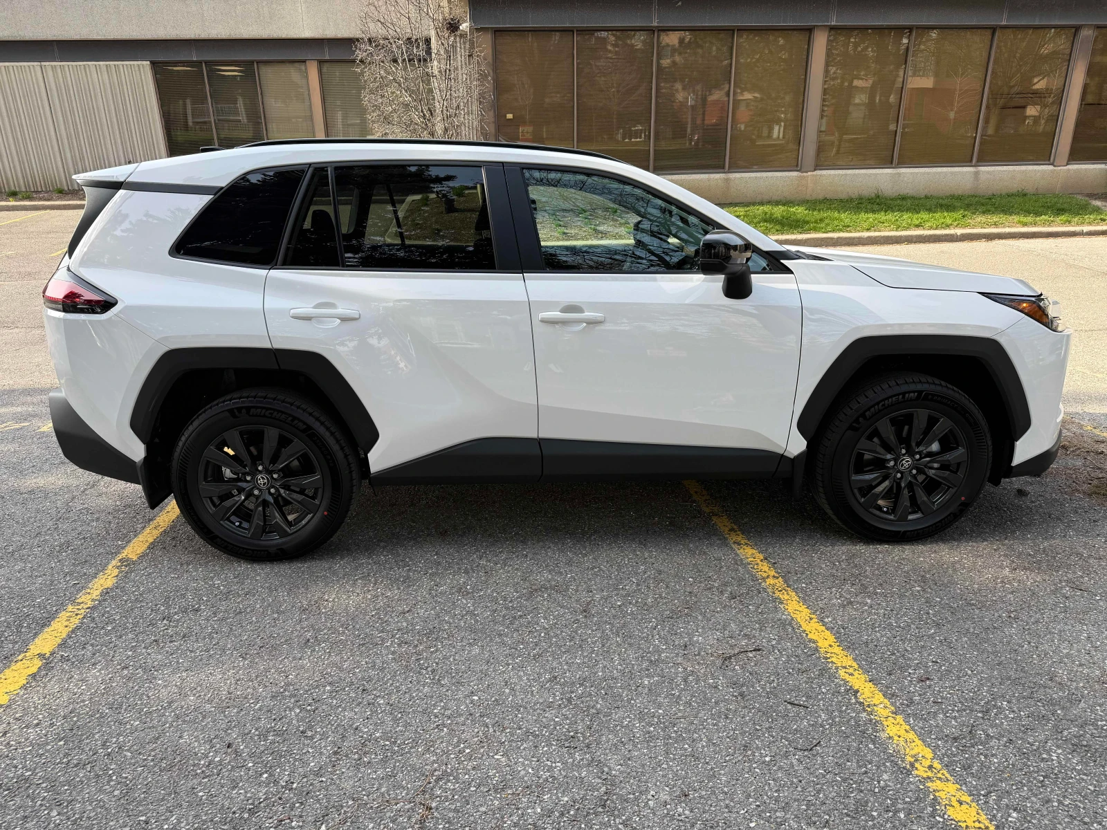 Toyota Rav4 XLE/2.5 AWD, снимка 4 - Автомобили и джипове - 54170868
