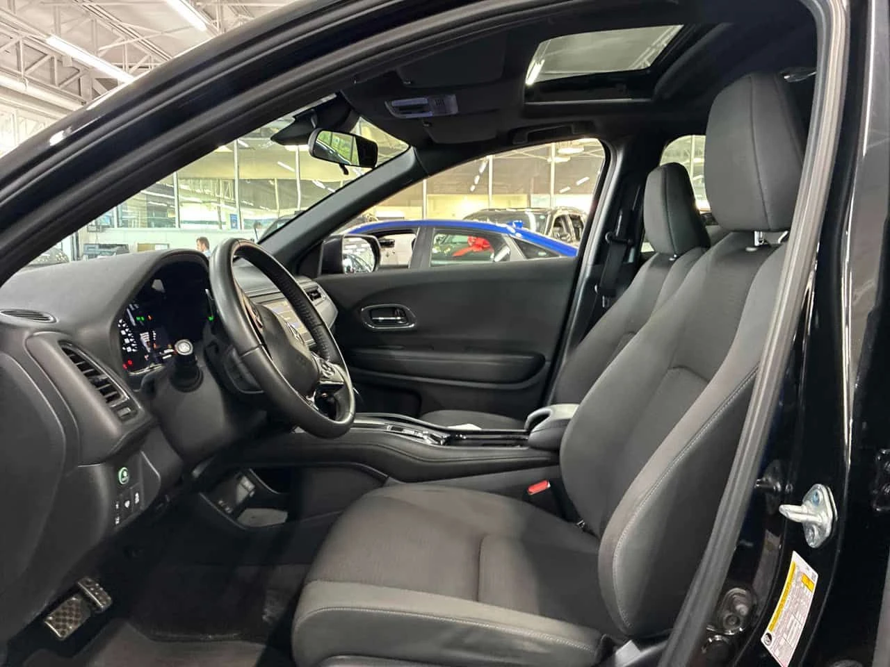 Honda Hr-v * Sport * CARFAX * ЦЕНА ДО БГ, снимка 8 - Автомобили и джипове - 55226085