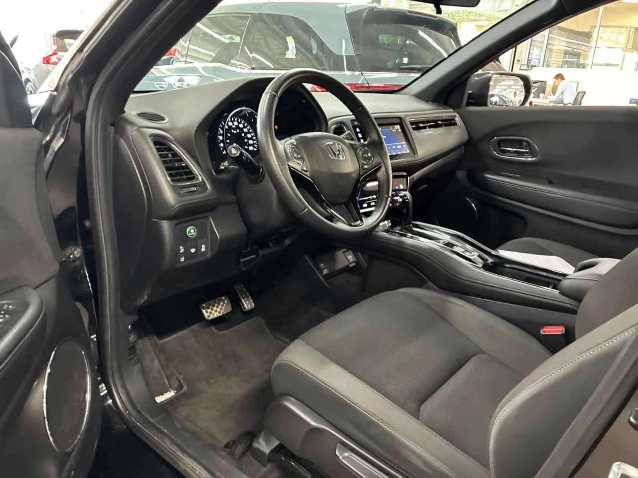 Honda Hr-v * Sport * CARFAX * ЦЕНА ДО БГ, снимка 7 - Автомобили и джипове - 55226085