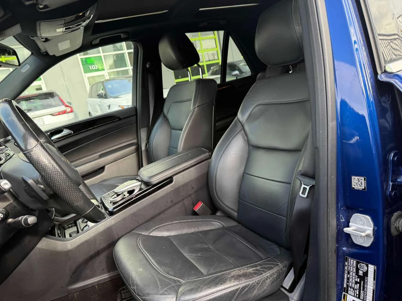Mercedes-Benz GLE 400  * CARFAX * ОПЦИЯ ЗА ФИНАНСИРАНЕ, снимка 10 - Автомобили и джипове - 55468431