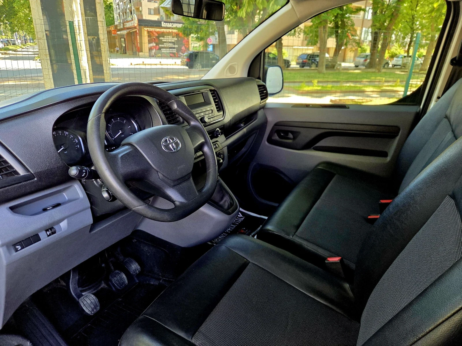 Toyota Proace 2.0d | Mobile.bg � ����������� 5