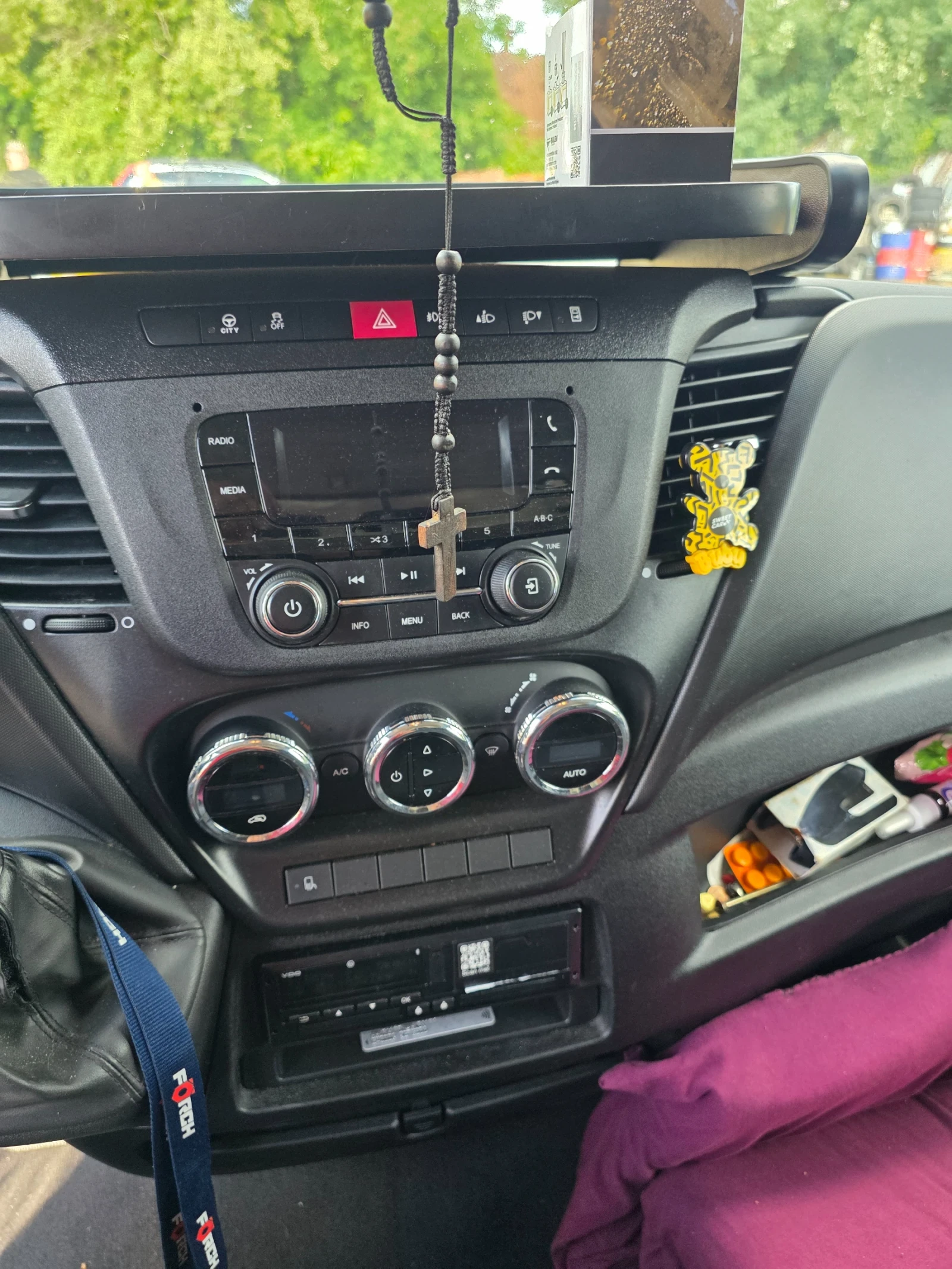 Iveco Daily 35s18, снимка 11 - Бусове и автобуси - 54976488