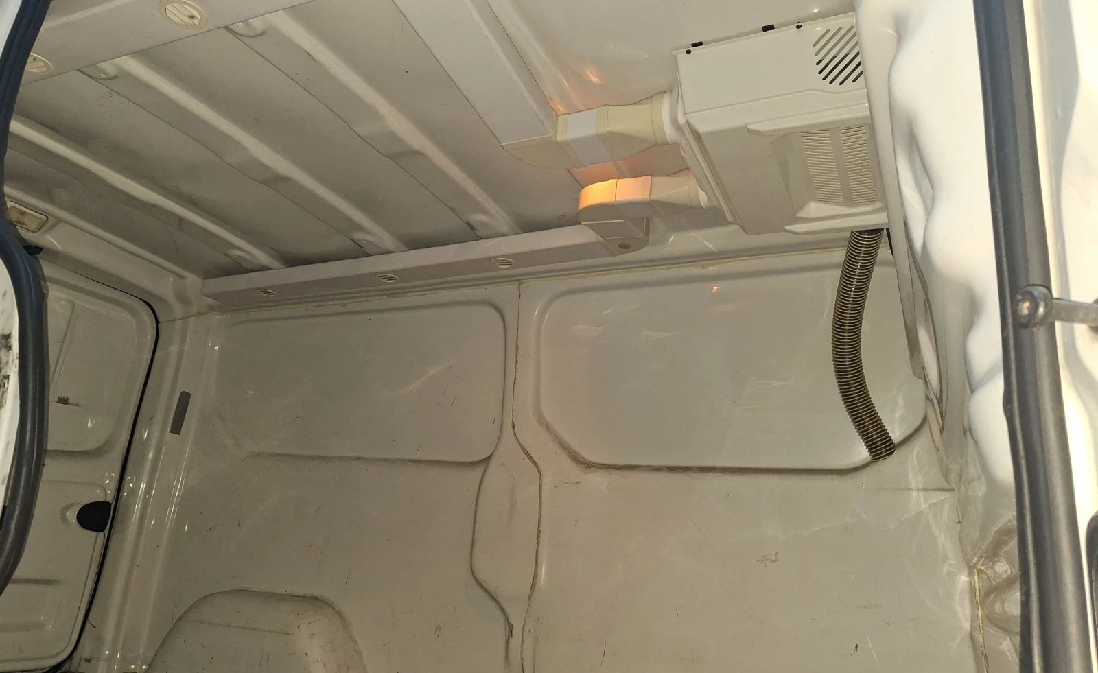 Renault Trafic 1.6d 120�� 6��. �������� ����������� | Mobile.bg � ����������� 6