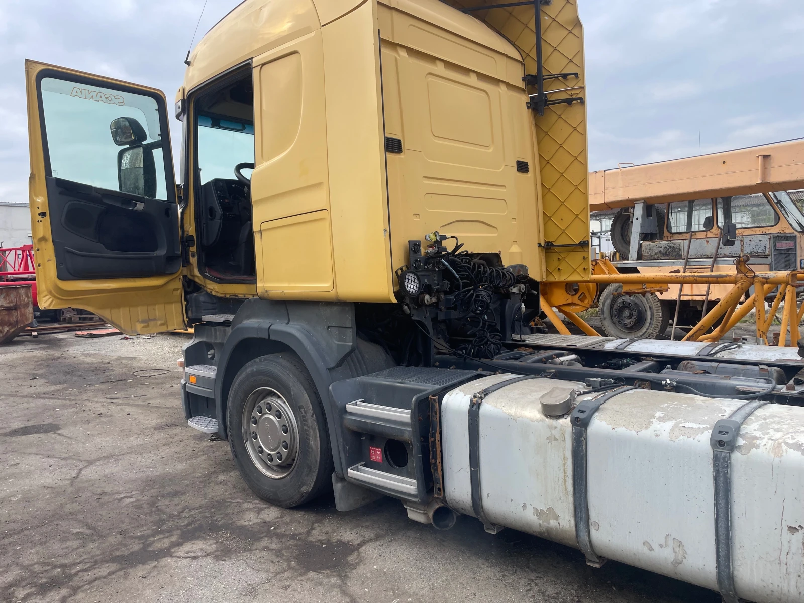 Scania R 420 Влекач - изображение 3