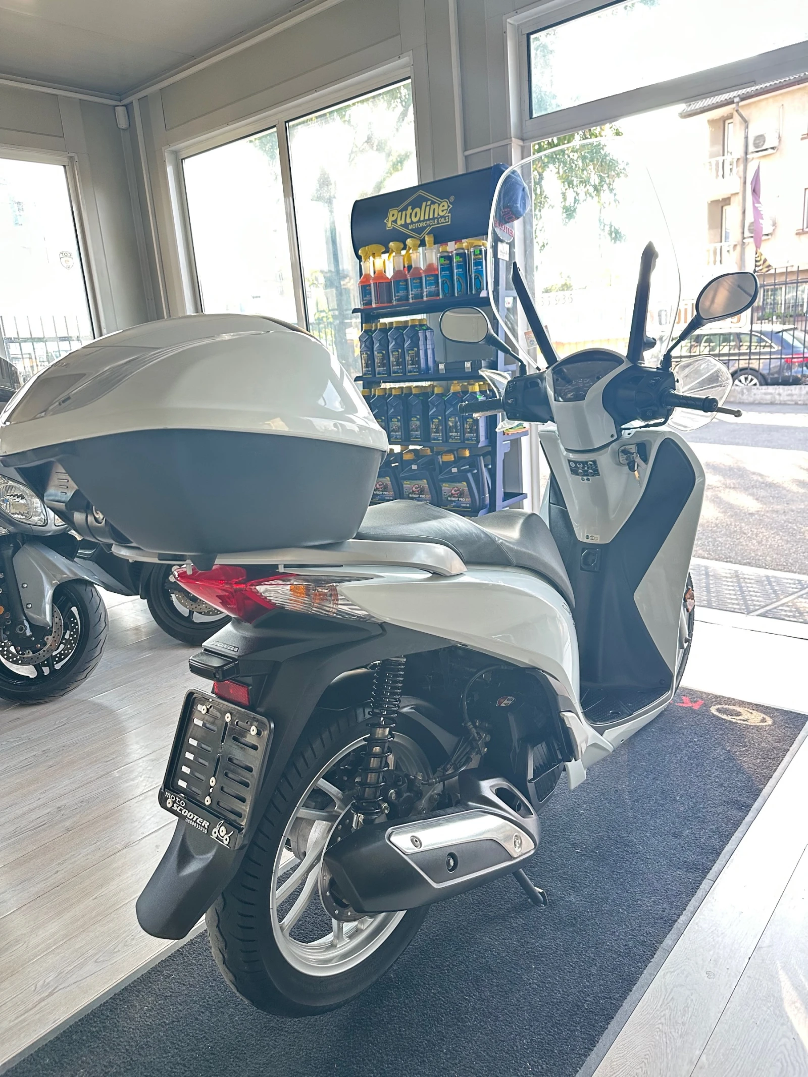 Honda Sh 150i ABS/LED 08.2016г. - изображение 7