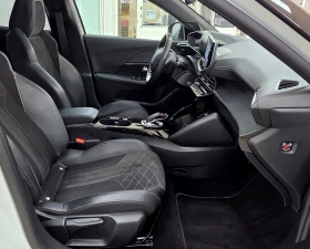 Peugeot 2008 GT line/27 хил КМ/ГАРАНЦИОНЕН, снимка 11