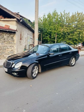 Mercedes-Benz E 220, снимка 1