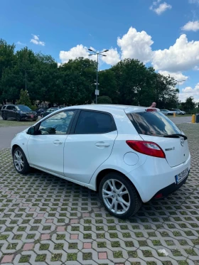 Mazda 2 1.5i AUTOMATIC - 4499 € / 8799.28 лв. - 53229055 3
