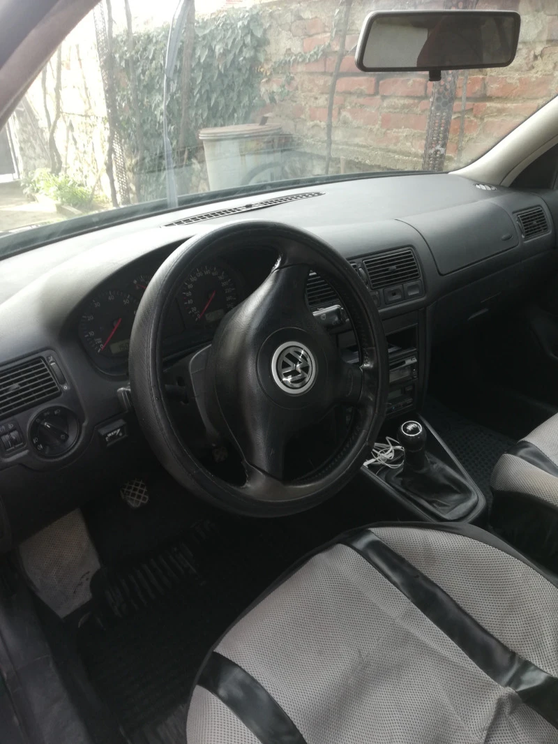 VW Golf, снимка 11 - Автомобили и джипове - 47483365