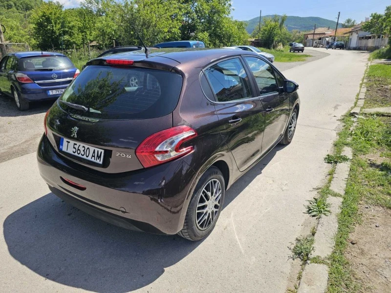 Peugeot 208 1.2 vti, снимка 4 - Автомобили и джипове - 46556979