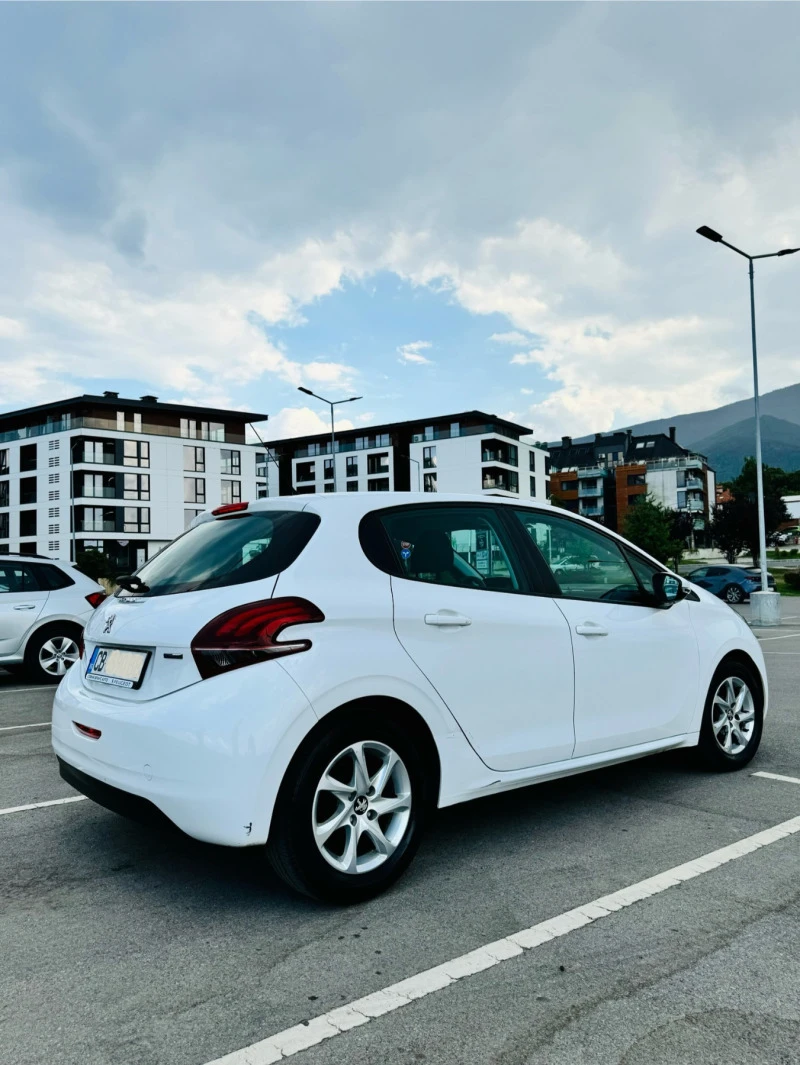 Peugeot 208, снимка 3 - Автомобили и джипове - 48217111