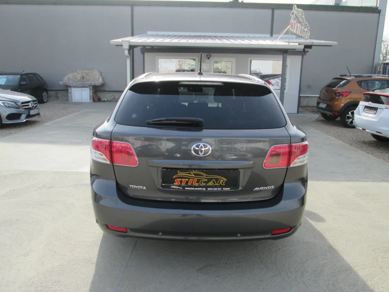 Toyota Avensis 2.2D-CAT 150kc, снимка 6 - Автомобили и джипове - 47326442