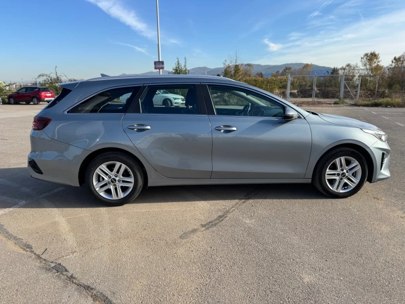 Kia Ceed 1.6CRDI-AUTOMATIC-NAVI-FACELIFT-камера, снимка 7 - Автомобили и джипове - 47535834