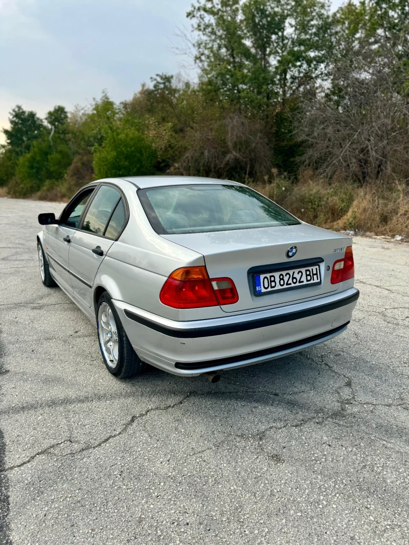 BMW 318 318, снимка 2 - Автомобили и джипове - 48082922