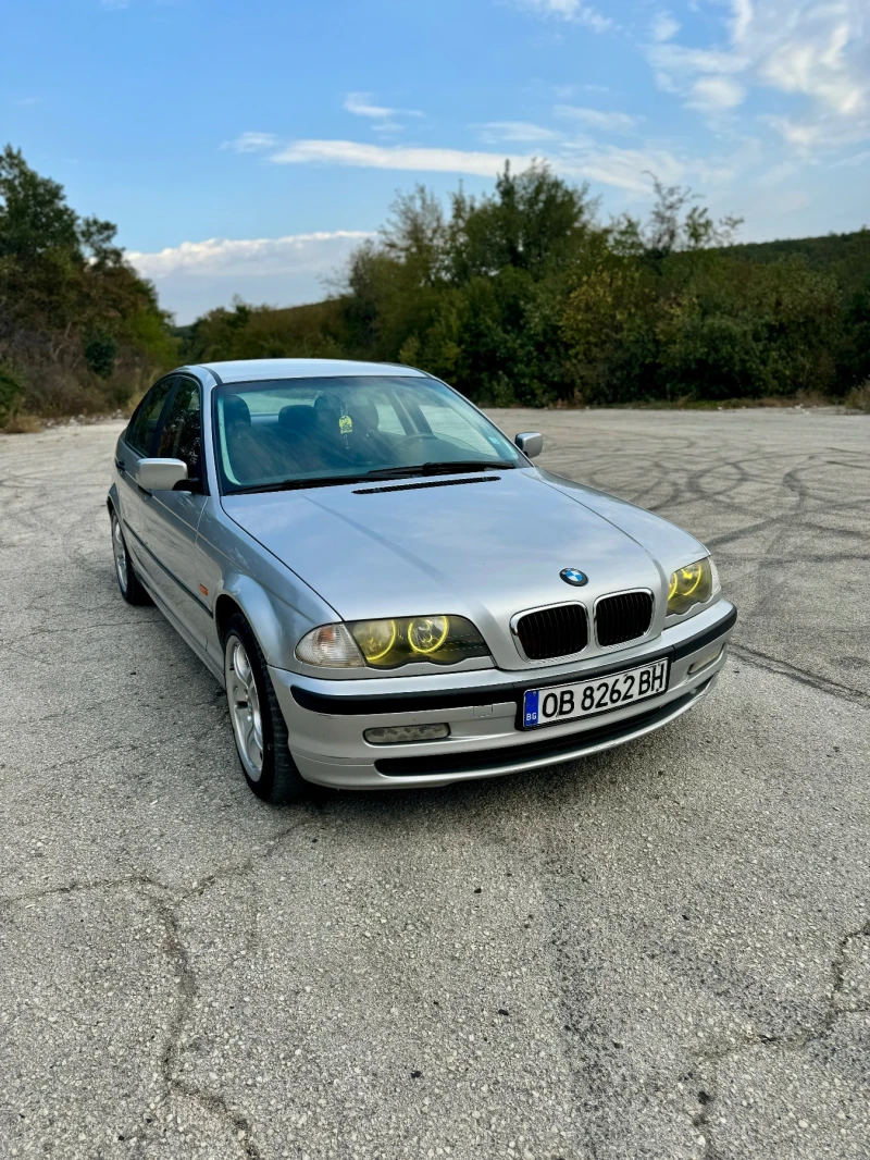 BMW 318 318, снимка 5 - Автомобили и джипове - 48082922