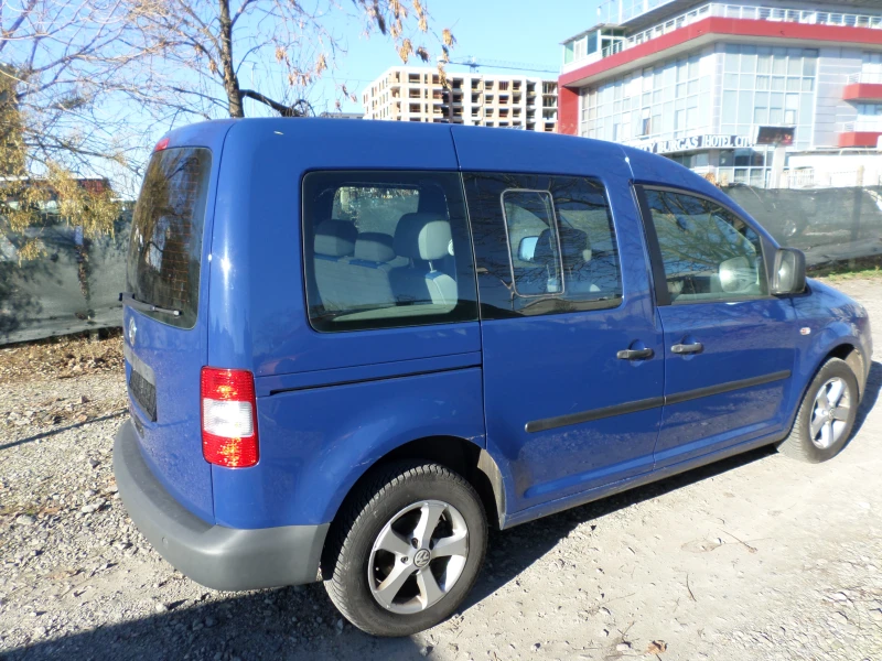 VW Caddy 1.4i 7МЕСТА, снимка 5 - Автомобили и джипове - 48378325