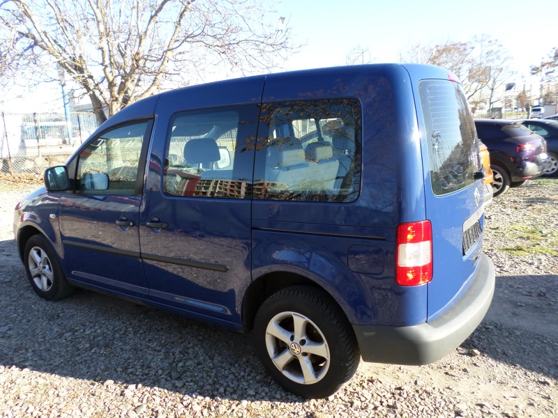 VW Caddy 1.4i 7МЕСТА, снимка 3 - Автомобили и джипове - 48378325