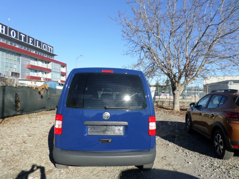 VW Caddy 1.4i 7МЕСТА, снимка 4 - Автомобили и джипове - 48378325