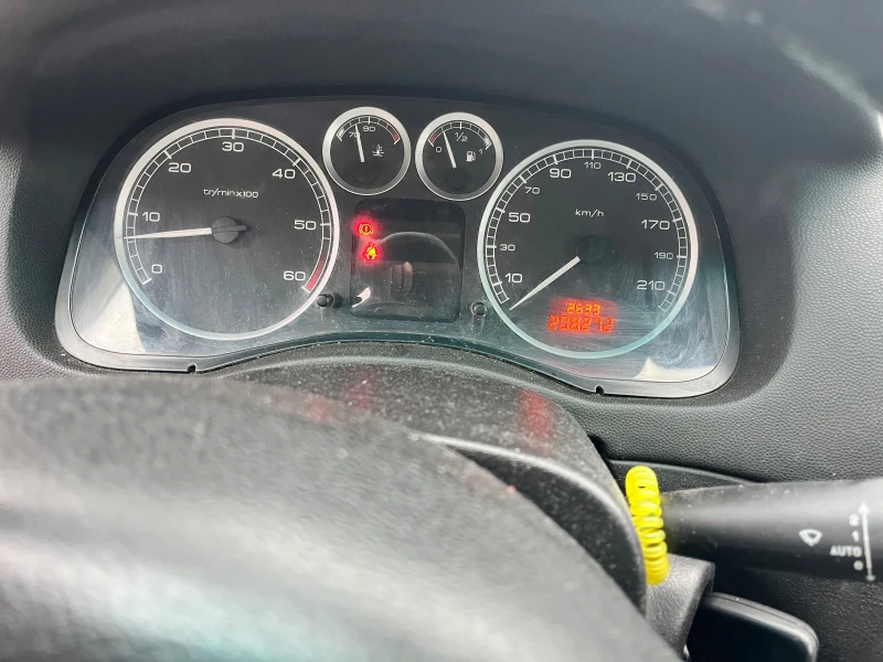 Peugeot 307 2.0 HDI, снимка 9 - Автомобили и джипове - 49743744